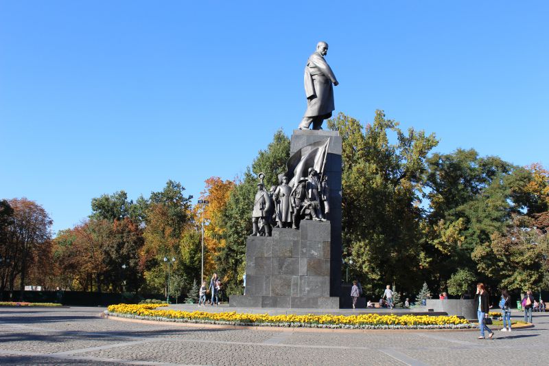 Пам'ятник Шевченку у Харкові, Шевченко у Харкові